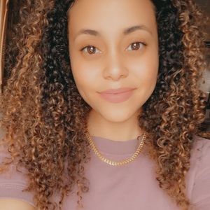 Meet your Posher, Anabel